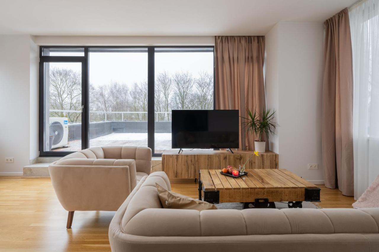 1-Bedroom Penthouse With Underground Parking Ryga Zewnętrze zdjęcie
