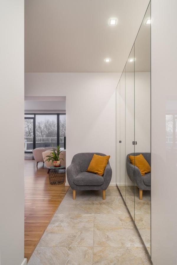 1-Bedroom Penthouse With Underground Parking Ryga Zewnętrze zdjęcie