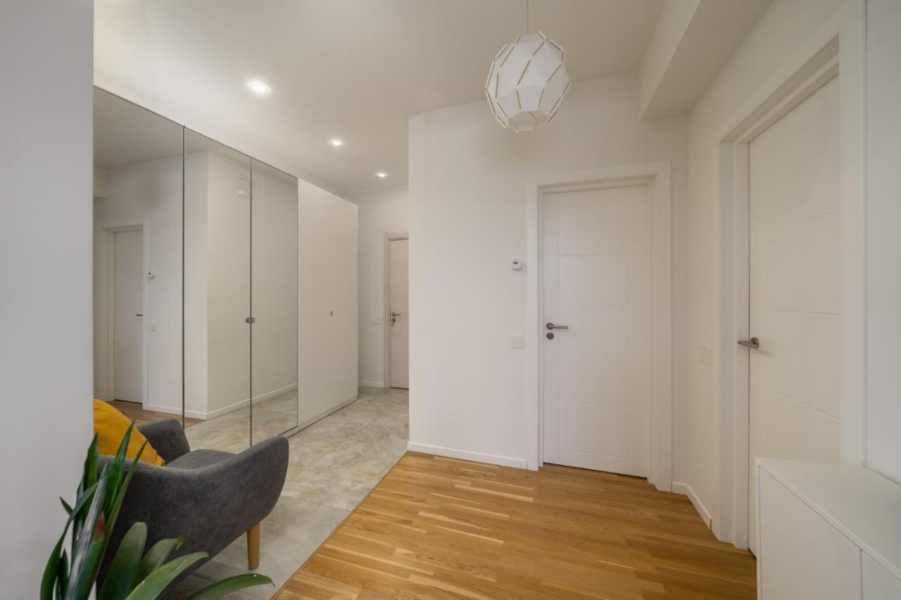 1-Bedroom Penthouse With Underground Parking Ryga Zewnętrze zdjęcie